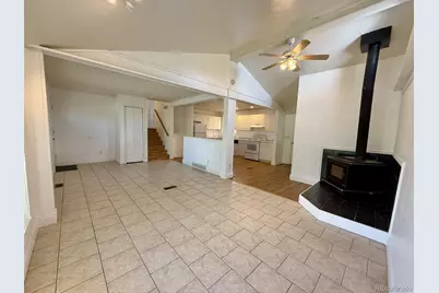 1865 S Ivory Court, Aurora, CO 80017 - Photo 2