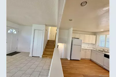 1865 S Ivory Court, Aurora, CO 80017 - Photo 8