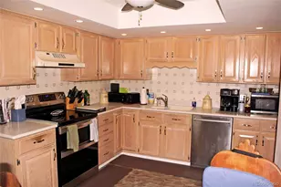 13931 E Marina Dr, Aurora, CO 80014 - Photo 12