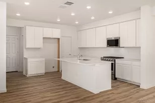 2631 E 102nd Pl, Thornton, CO 80229 - Photo 12