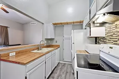 5321 W 76th Avenue #322, Arvada, CO 80003 - Photo 4