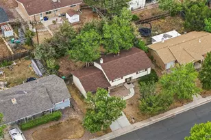 984 S Victor Way, Aurora, CO 80012 - Photo 36