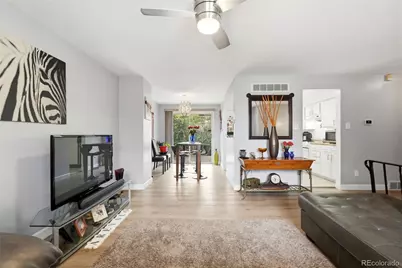 984 S Victor Way, Aurora, CO 80012 - Photo 10
