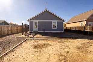 2992 Quarterland St, Strasburg, CO 80136 - Photo 26