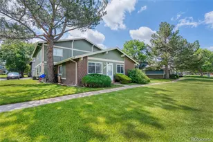 1216 S Uvalda St, Aurora, CO 80012 - Photo 2