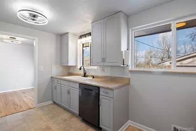 327 E Panama Drive, Centennial, CO 80121 - Photo 14