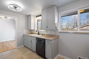 327 E Panama Dr, Centennial, CO 80121 - Photo 14