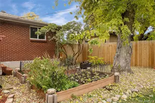 327 E Panama Dr, Centennial, CO 80121 - Photo 34