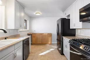 327 E Panama Dr, Centennial, CO 80121 - Photo 12