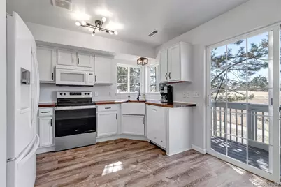 1563 S Danube Way #101, Aurora, CO 80017 - Photo 8