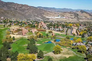 6643 Roxborough Dr, Littleton, CO 80125 - Photo 38