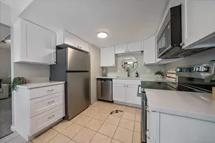 1021 Carr St, Denver, CO 80214 - Photo 2