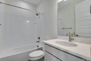 24563 E 34th Ave, Aurora, CO 80019 - Photo 46