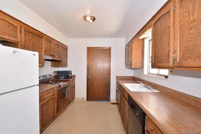 1055 Branding Iron Drive, Colorado Springs, CO 80915 - Photo 4