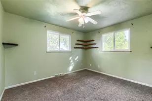 8427 Sheridan Ct, Arvada, CO 80003 - Photo 12