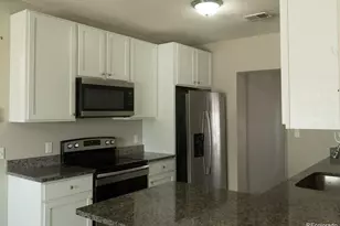 201 Beech St, Sterling, CO 80751 - Photo 2