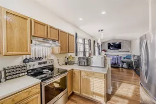 19268 E Caspian Pl, Aurora, CO 80013 - Photo 12