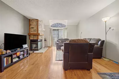 942 S Walden Street #106, Aurora, CO 80017 - Photo 2