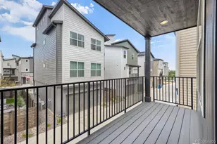 10904 E Hinsdale Circle, Centennial, CO 80112 - Photo 4