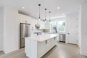 10904 E Hinsdale Circle, Centennial, CO 80112 - Photo 2
