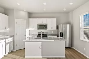 7332 27th Street Ln, Greeley, CO 80634 - Photo 8