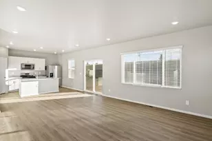 7332 27th Street Ln, Greeley, CO 80634 - Photo 6