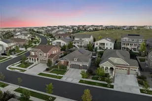 8134 S Vandriver Way, Aurora, CO 80016 - Photo 6