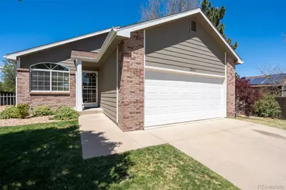 17461 E Bellewood Circle, Aurora, CO 80015 - Photo 4