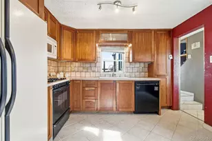 90 S Kendall St, Lakewood, CO 80226 - Photo 14