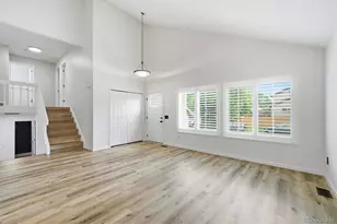 6396 S Emporia Cir, Englewood, CO 80111 - Photo 6