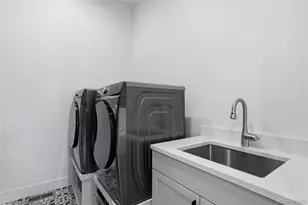 2104 Bellcove Dr, Castle Rock, CO 80108 - Photo 6