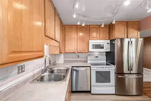 6354 Upham St, Arvada, CO 80003 - Photo 12