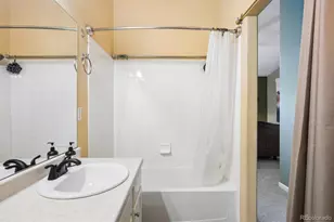 19962 E Harvard Ave, Aurora, CO 80013 - Photo 12