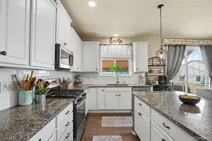 6021 Lynx Creek Cir, Erie, CO 80516 - Photo 14