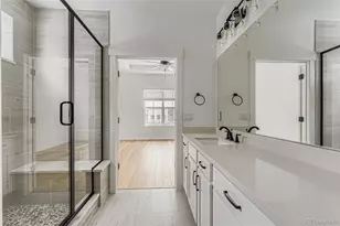 8905 S Riviera Way, Aurora, CO 80016 - Photo 16