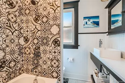 2305 Hudson Street, Denver, CO 80207 - Photo 18