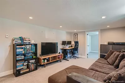 2305 Hudson Street, Denver, CO 80207 - Photo 22