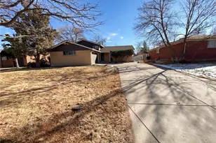 262 Victor St, Aurora, CO 80011 - Photo 1