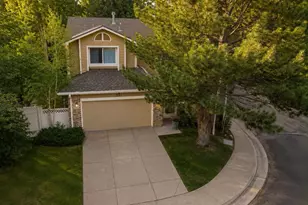 2191 E Phillips Ln, Centennial, CO 80122 - Photo 2