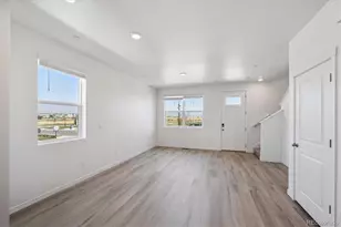 9880 Argonne St, Commerce City, CO 80022 - Photo 2