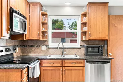 632 Ogden Street, Denver, CO 80218 - Photo 8