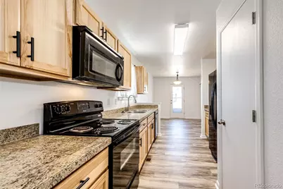 2703 Rose Hill Street, Strasburg, CO 80136 - Photo 6
