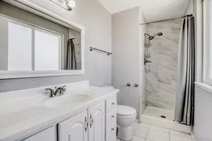 2556 S Cimarron St, Aurora, CO 80014 - Photo 16