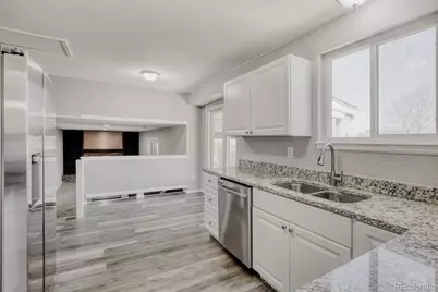 2556 S Cimarron Street, Aurora, CO 80014 - Photo 8