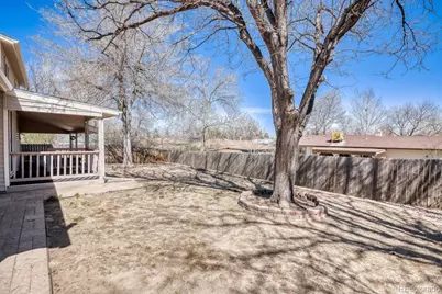 2556 S Cimarron Street, Aurora, CO 80014 - Photo 32
