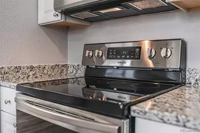 2556 S Cimarron Street, Aurora, CO 80014 - Photo 12