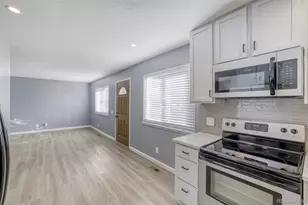 3354 S Flower St, Lakewood, CO 80227 - Photo 10