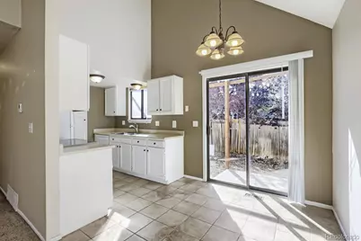 1021 Townley Circle, Longmont, CO 80501 - Photo 8