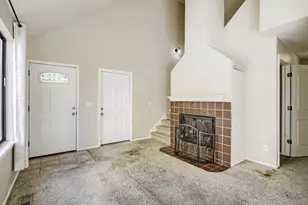 1021 Townley Cir, Longmont, CO 80501 - Photo 4
