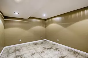 1021 Townley Cir, Longmont, CO 80501 - Photo 20